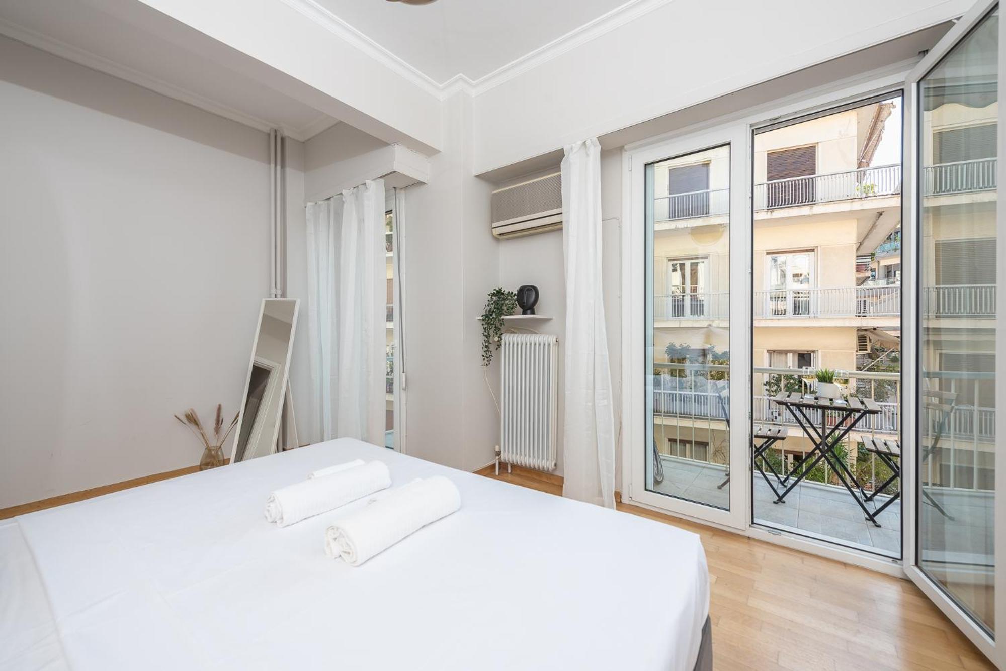 Spacious 2Bds Apt With Acropolis View In Center Афины Экстерьер фото